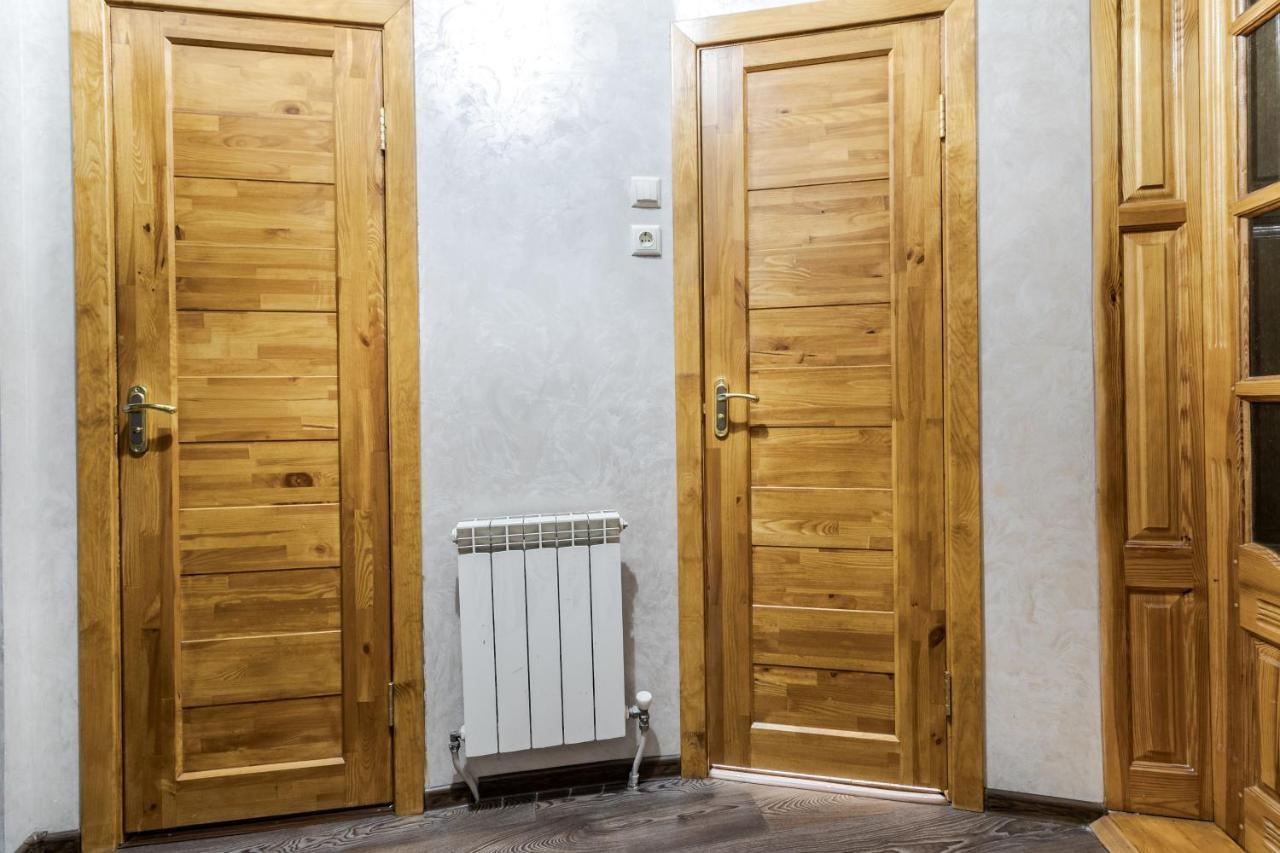 Akademika Hnatyuka Apartment Lviv Kültér fotó